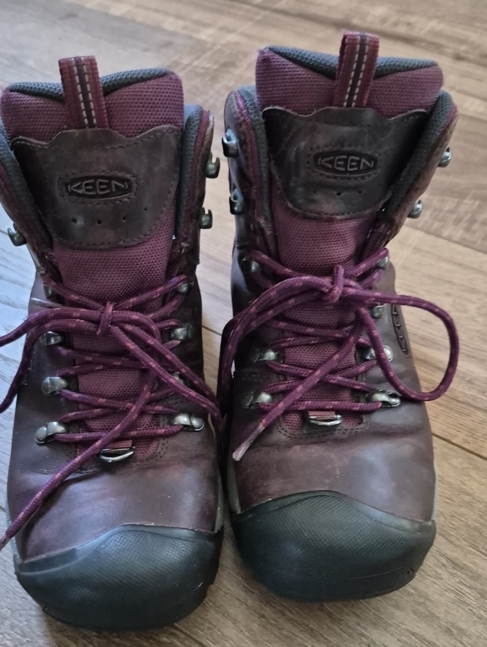 KEEN Revel III Waterproof Winter Hiking Boots Peppercorn Eggplant Size 7